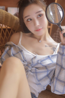 撕掉她的内衣撕光